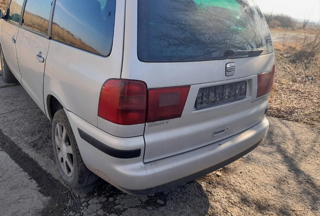Seat Alhambra 1.9TDI снимка 6