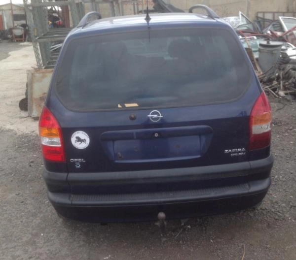 Opel Zafira 2.0DTI 16V снимка 4