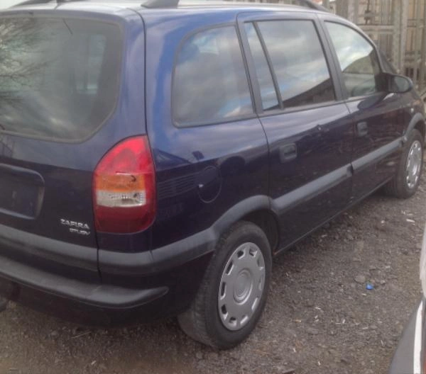 Opel Zafira 2.0DTI 16V снимка 5