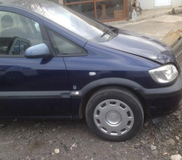 Opel Zafira 2.0DTI 16V снимка 6