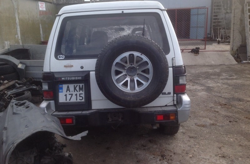 Mitsubishi Pajero D снимка 3