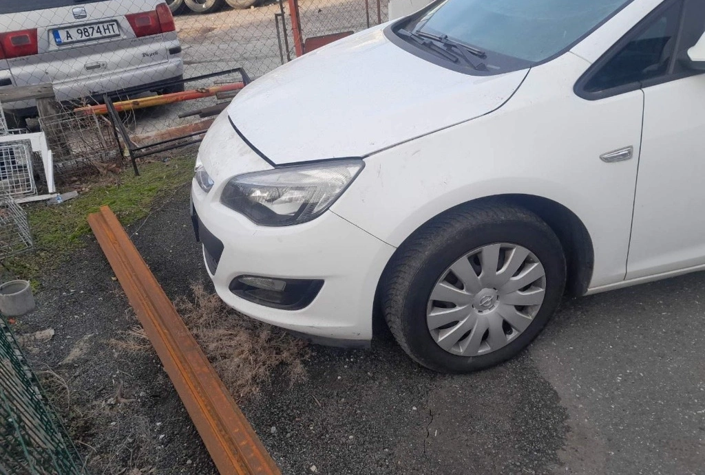 Opel Astra 1.7CDTI снимка 8