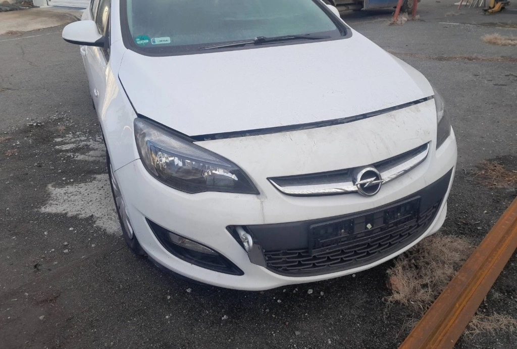 Opel Astra 1.7CDTI снимка 2