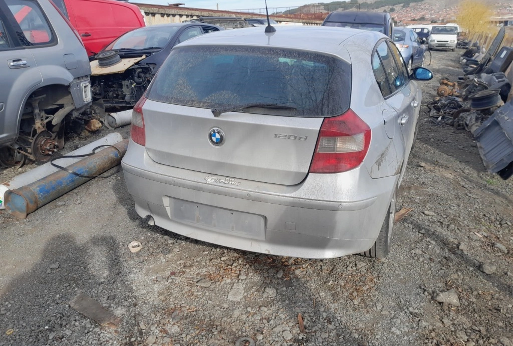 BMW 120 2.0TDI снимка 7