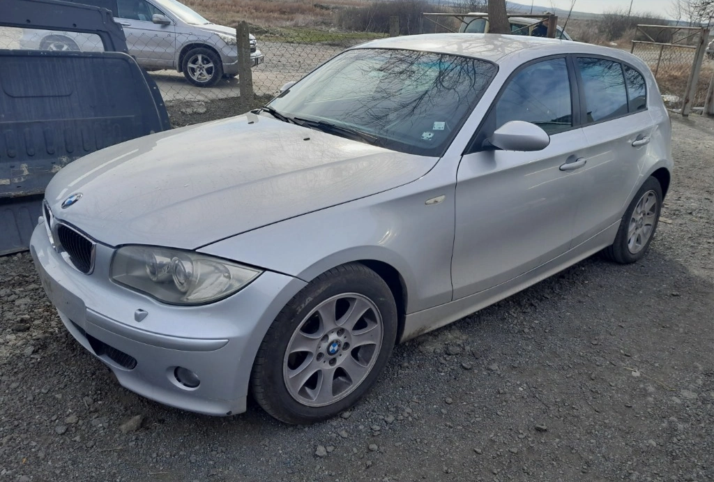 BMW 120 2.0TDI снимка 6