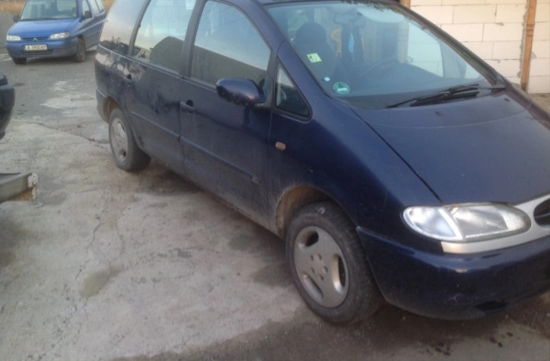 Ford Galaxy 2.0i снимка 2