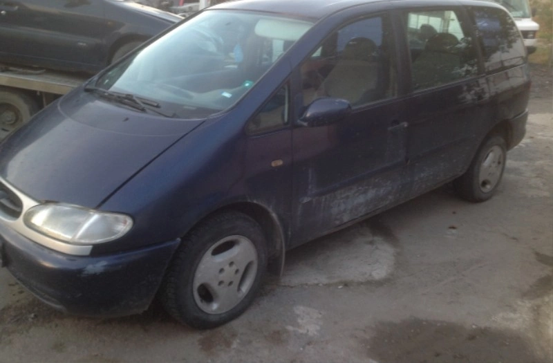 Ford Galaxy 2.0i снимка 3