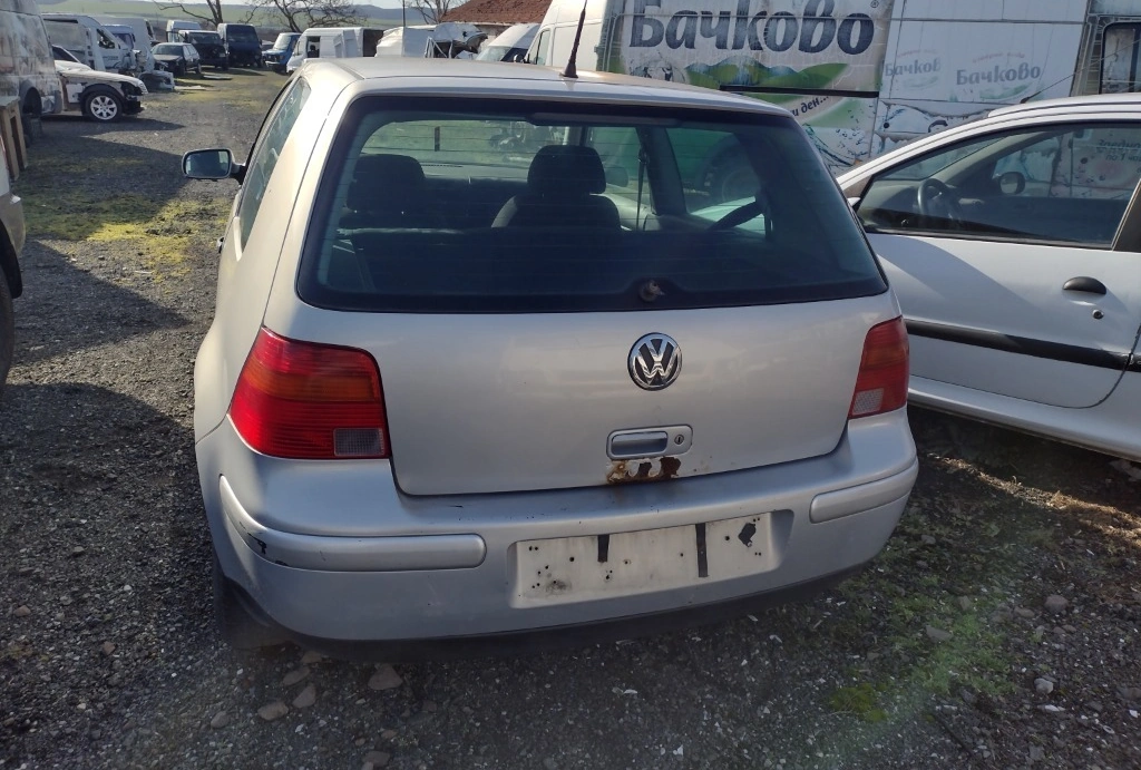 VW Golf 1.9tdi снимка 3