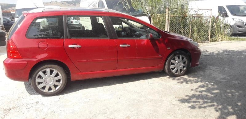 Peugeot 307 SW 1.6HDI снимка 5