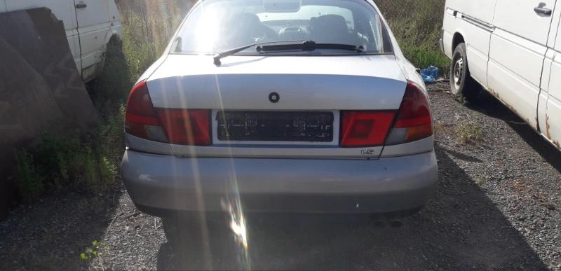 Mitsubishi Carisma 1.8 16V снимка 7