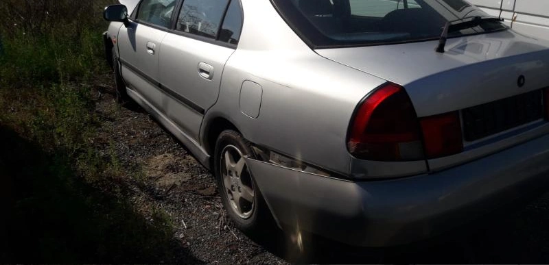Mitsubishi Carisma 1.8 16V снимка 5