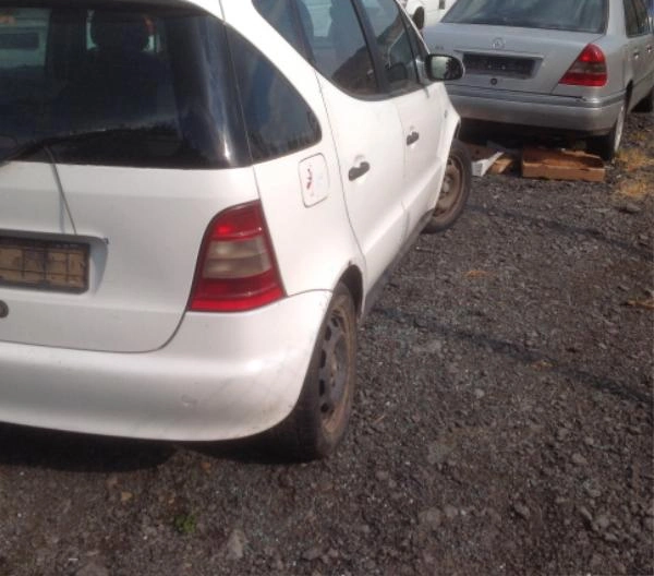 Mercedes-Benz A 160 1.6i снимка 4