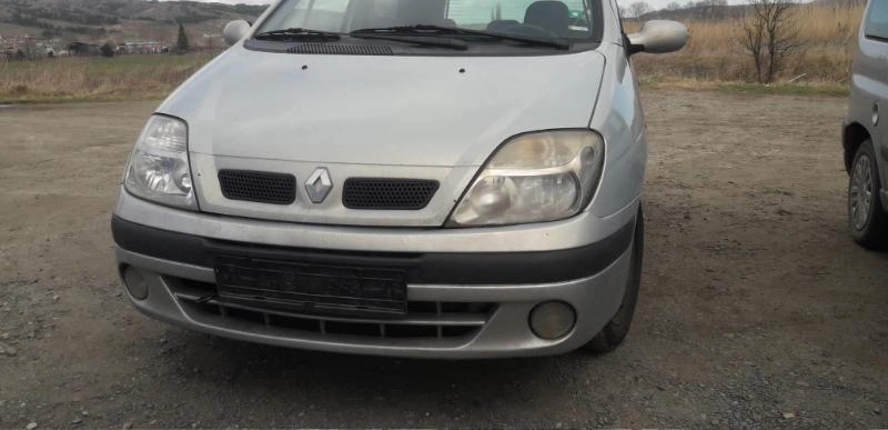 Renault Scenic 1.6i снимка 7