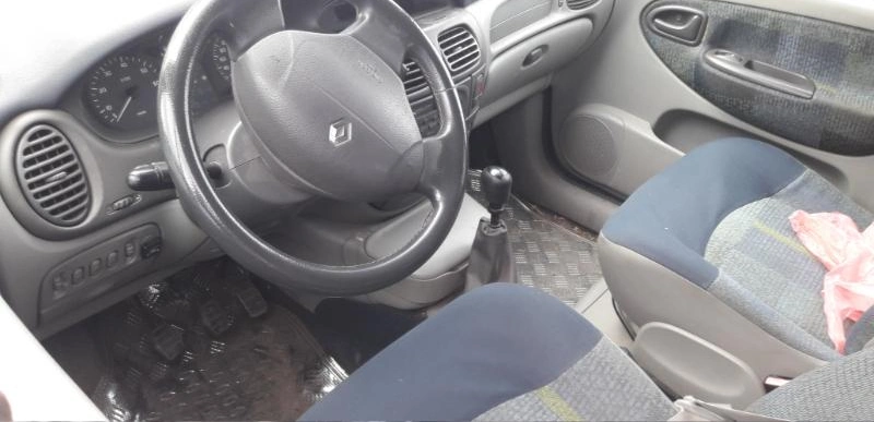 Renault Scenic 1.6i снимка 5