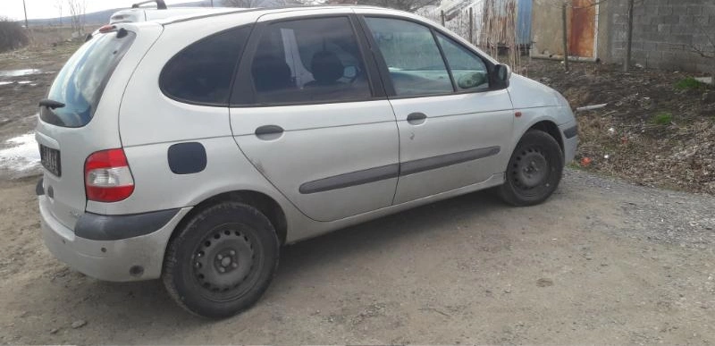 Renault Scenic 1.6i снимка 2
