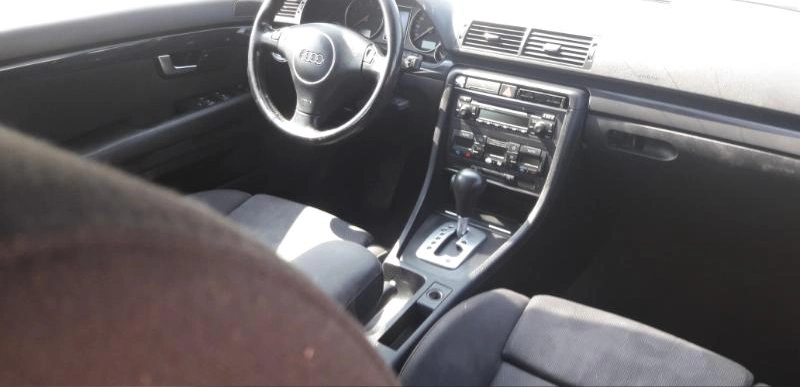 Audi A4 2.5TDI снимка 3