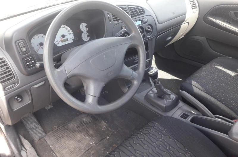 Mitsubishi Colt 1.3i снимка 8