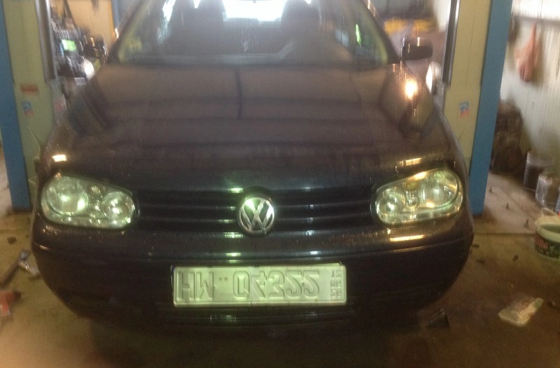 VW Golf 1.4 i