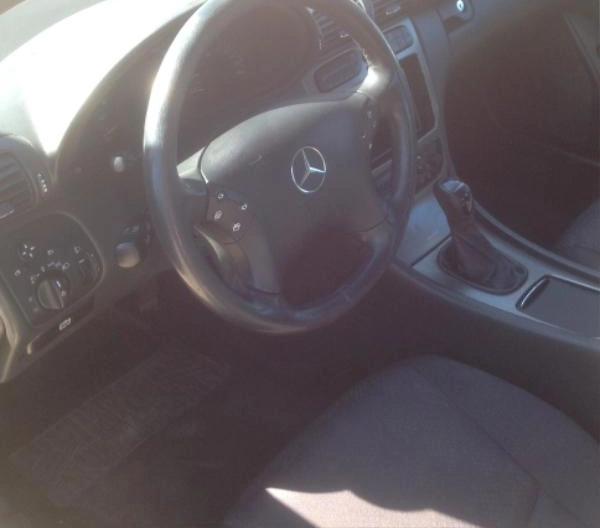 Mercedes-Benz C 220 2.2CDI снимка 8