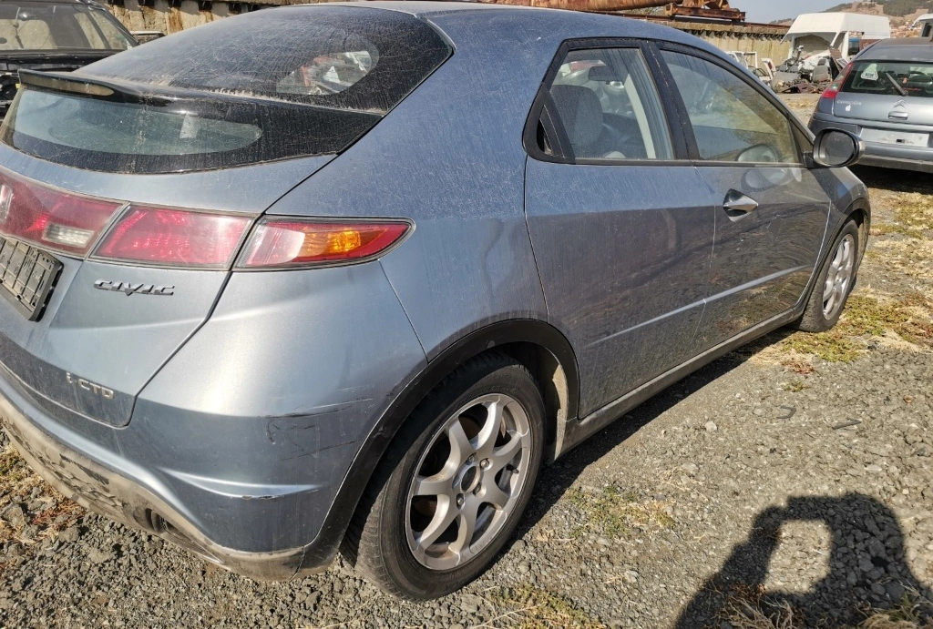 Honda Civic 2.2CTDI снимка 2