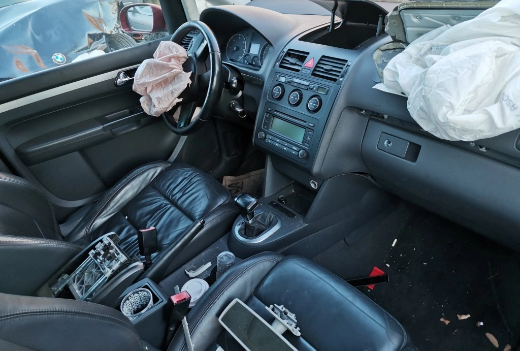 VW Touran 2.0TDI снимка 8