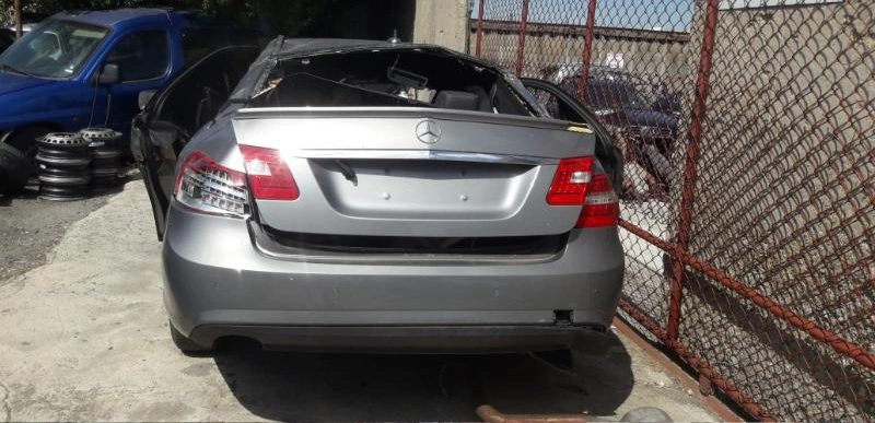 Mercedes-Benz E 220 2.2CDI