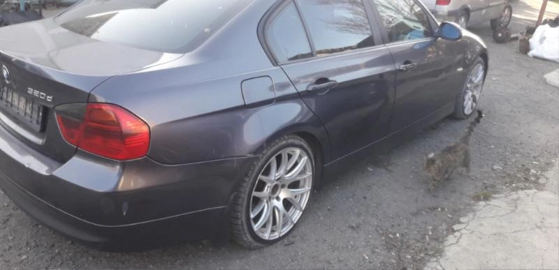 BMW 320 2.0TDI снимка 6