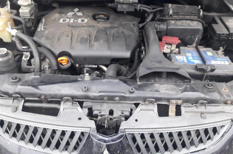 Mitsubishi Grandis 2.0TDI снимка 3
