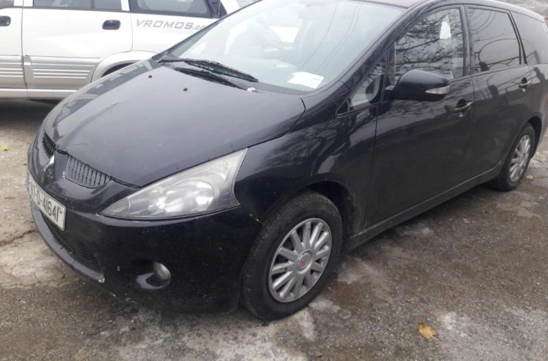 Mitsubishi Grandis 2.0TDI снимка 6
