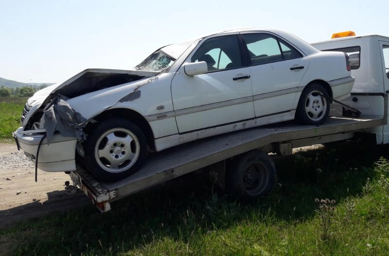 Mercedes-Benz C 180 1.8i снимка 5
