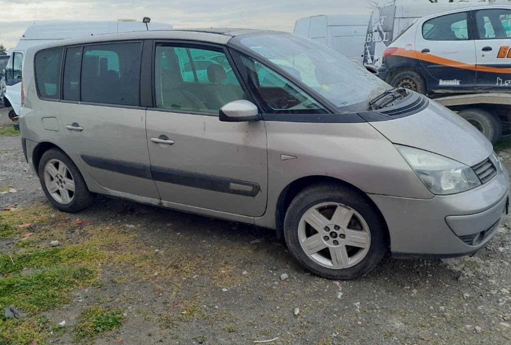Renault Espace 2.2DCI снимка 5