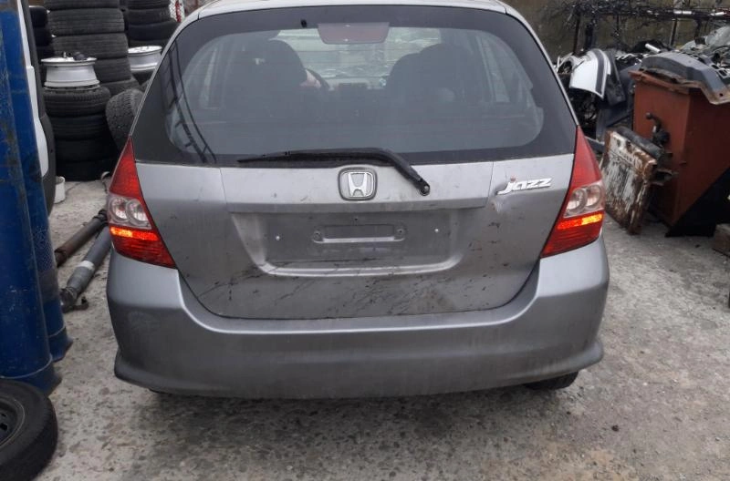 Honda Jazz 1.3i снимка 7