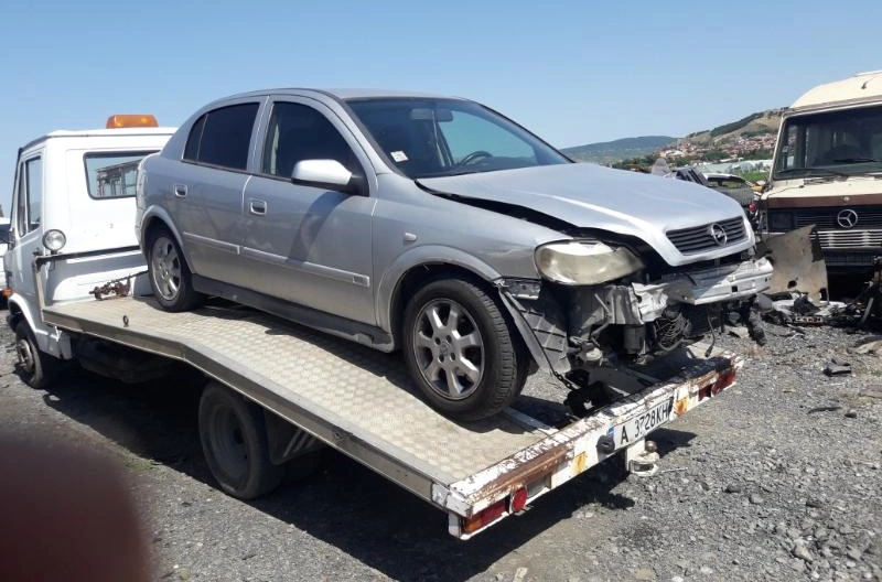 Opel Astra 1.4i снимка 3