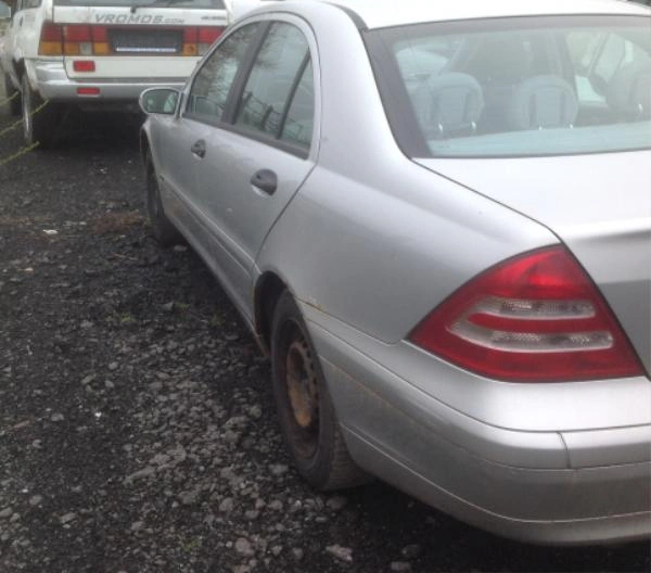 Mercedes-Benz C 220 2.2CDI снимка 5
