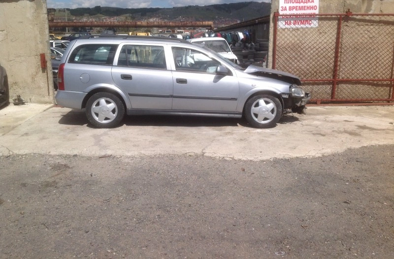 Opel Astra 1.7 DTI снимка 2