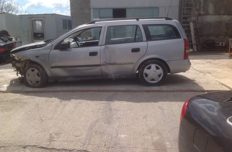 Opel Astra 1.7 DTI снимка 4