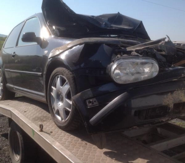 VW Golf 1.6i снимка 5