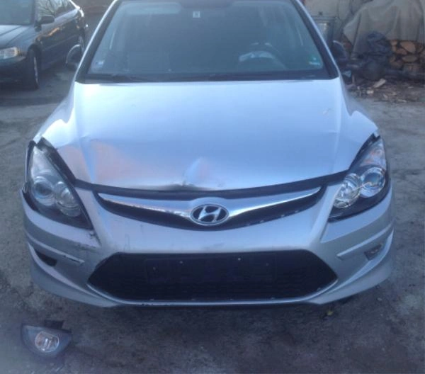 Hyundai i30 1.4I снимка 2