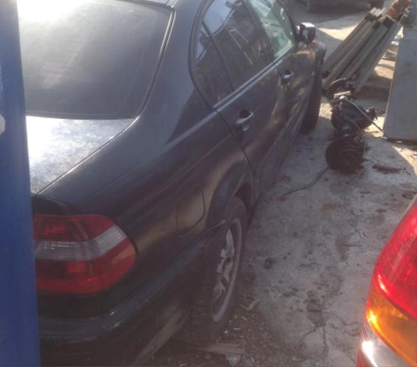 BMW 320 2.0D снимка 5