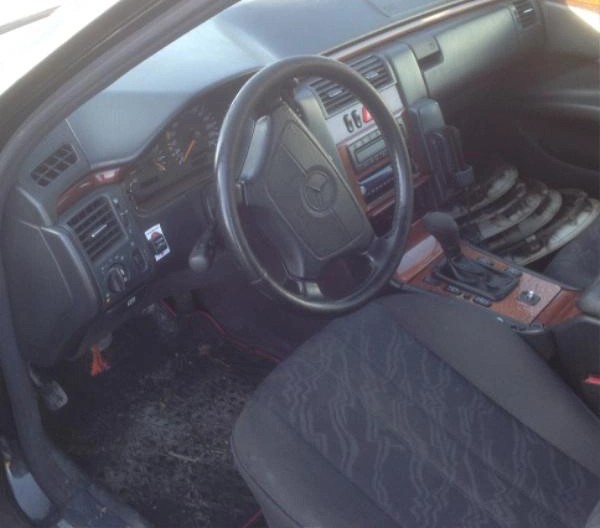 Mercedes-Benz E 200 2.0I снимка 7