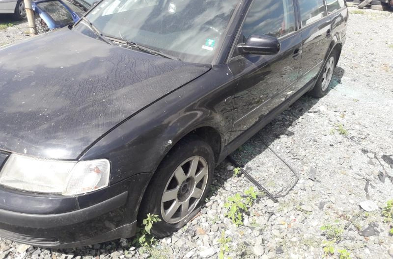 VW Passat 1.9TDI снимка 2
