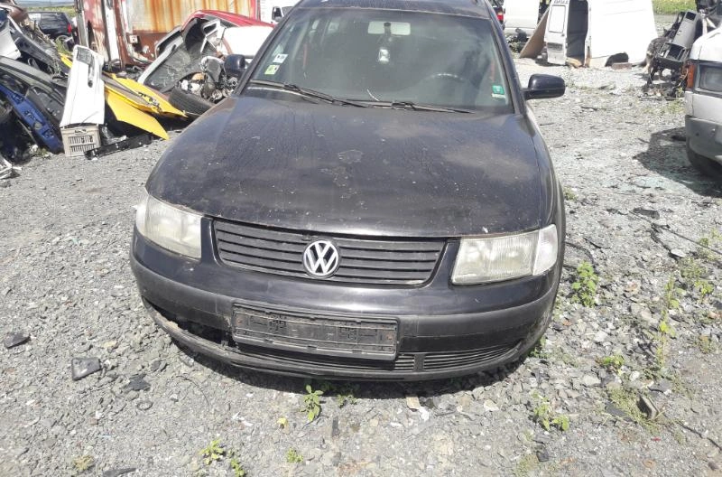 VW Passat 1.9TDI снимка 8