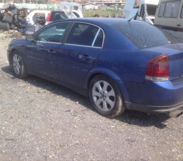 Opel Vectra 2.2DTI снимка 8