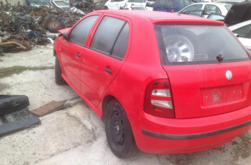Skoda Fabia 1.4MPI снимка 2