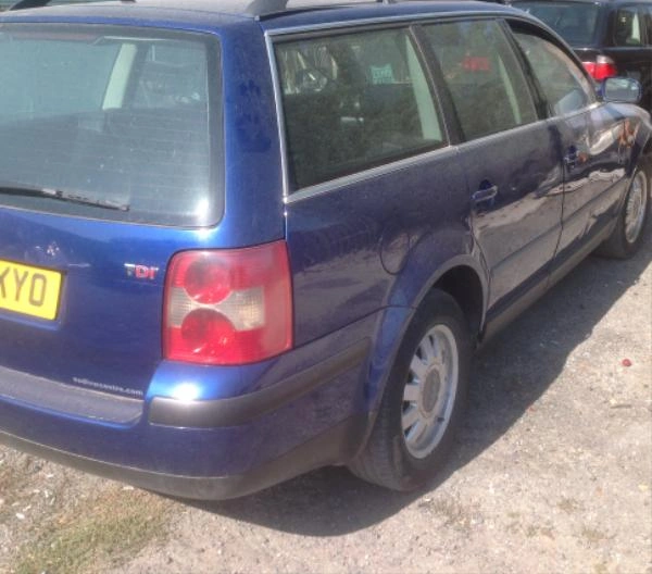 VW Passat 1.9TDI снимка 3