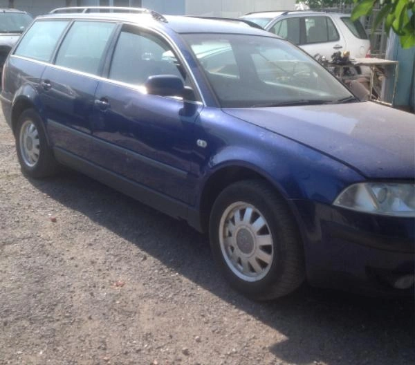 VW Passat 1.9TDI снимка 2