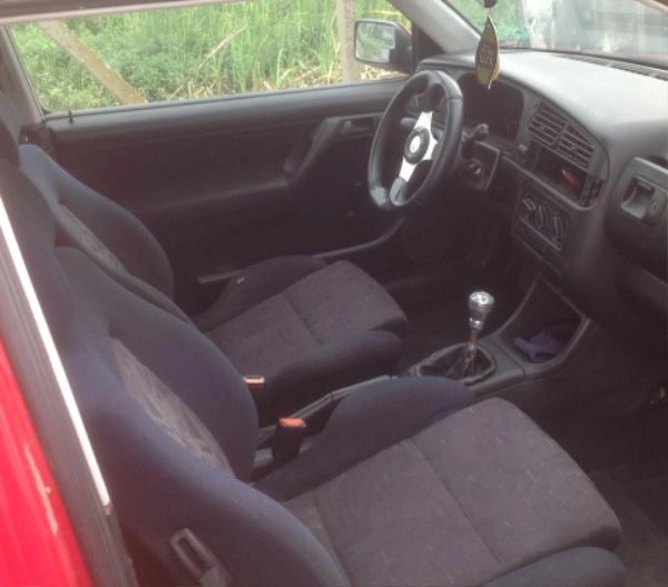 VW Golf 2.0I снимка 6