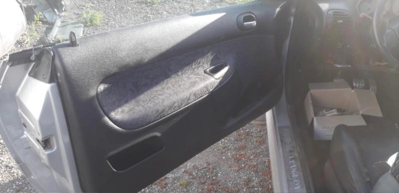 Peugeot 206 CC 1.6 16V снимка 3