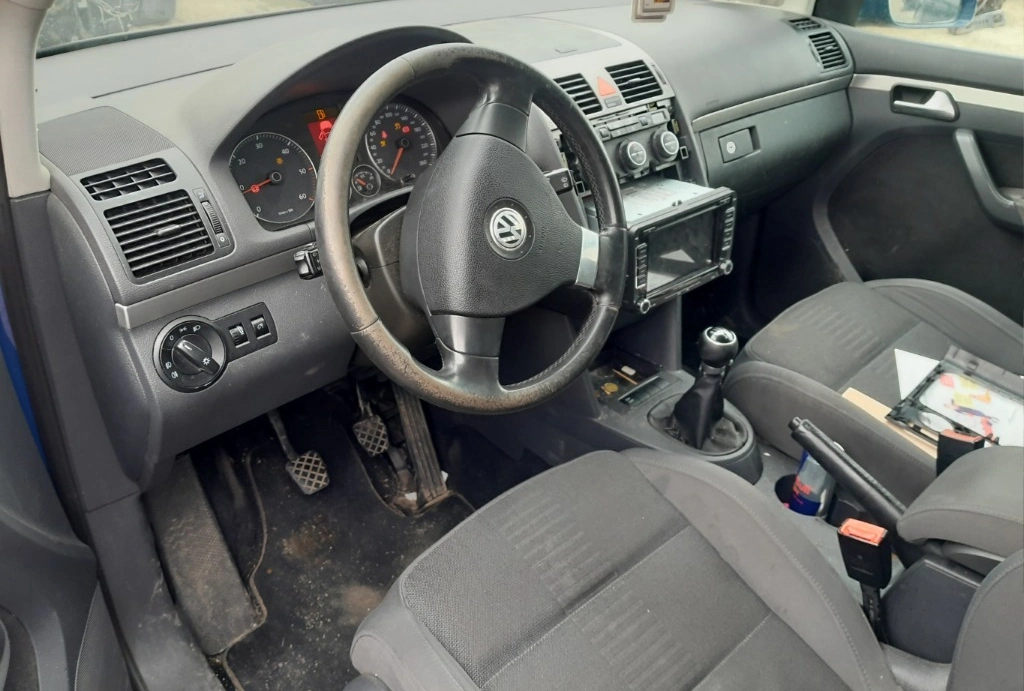 VW Touran 2.0TDI снимка 3