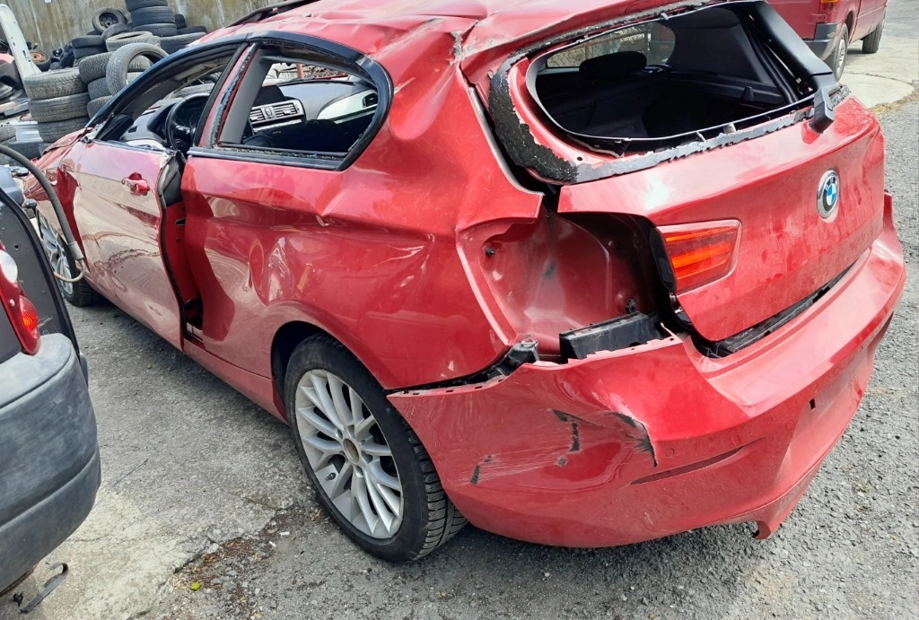 BMW 120 2.0TDI снимка 4